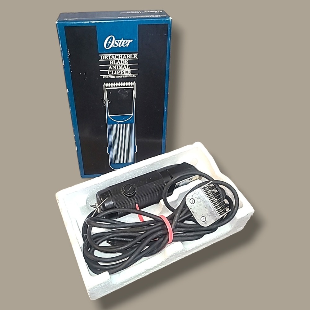 Oster Golden A5 Single Speed Clipper w Box Detachable Blade Grooming Working